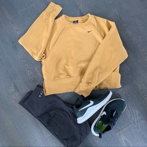 Nike Crop Pullover - Gold